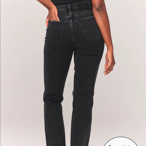 Abercrombie & Fitch Curve Love Ultra High Rise 90s Straight Jean - Ripped black - Picture 4 of 11